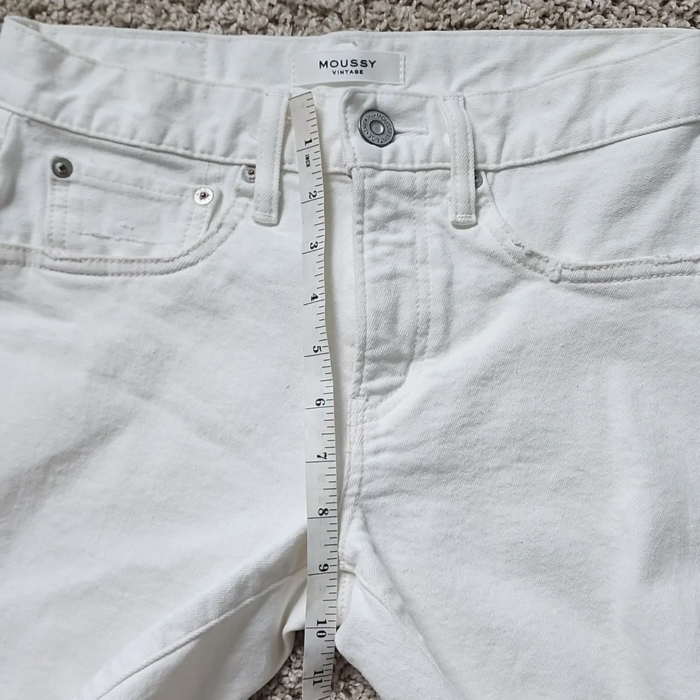 Moussy vintage white denim shorts
